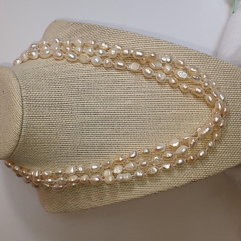 Real perals, long strand